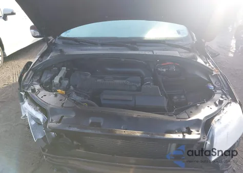 2016 Volvo Xc70 T5 Premier from USA, damaged, VIN YV4612NK3G1244157